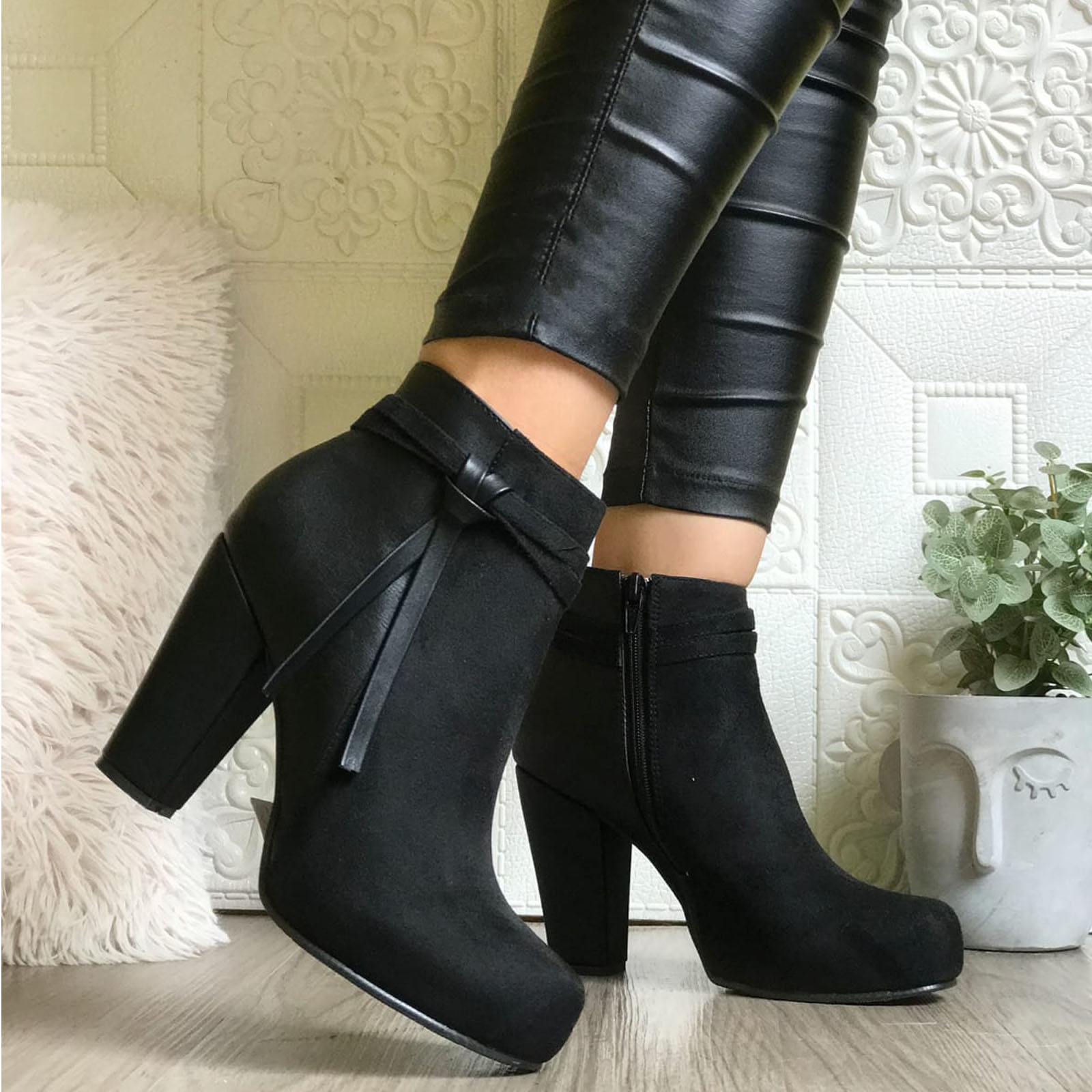 BOTIN MUJER TACO 9 GAMUZA LAZO 2086L-68 COLOR NEGRO - 2