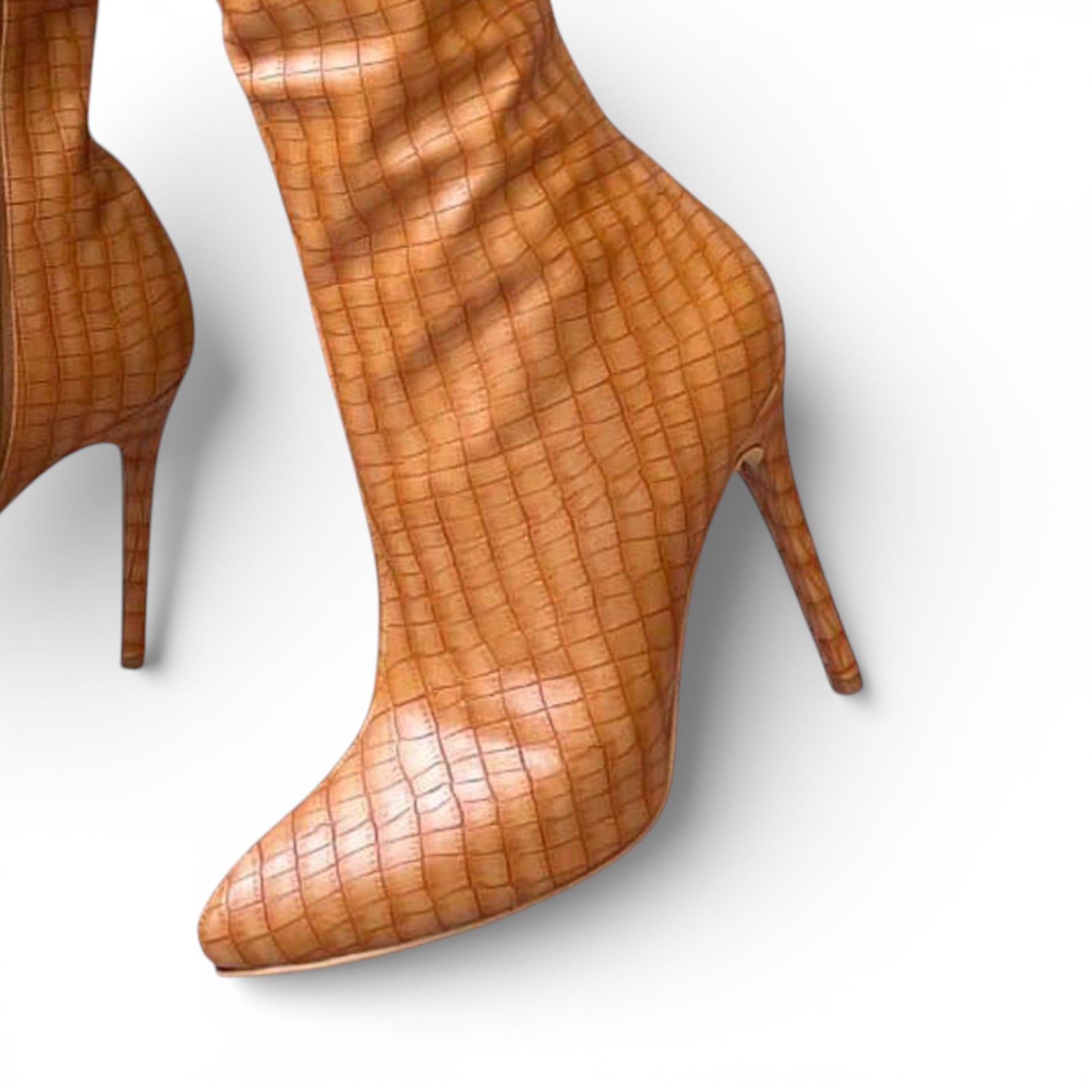 BOTA MUJER LEONA 1299-95 LABRADO TACO AGUJA #9 COLOR CARAMELO - 1