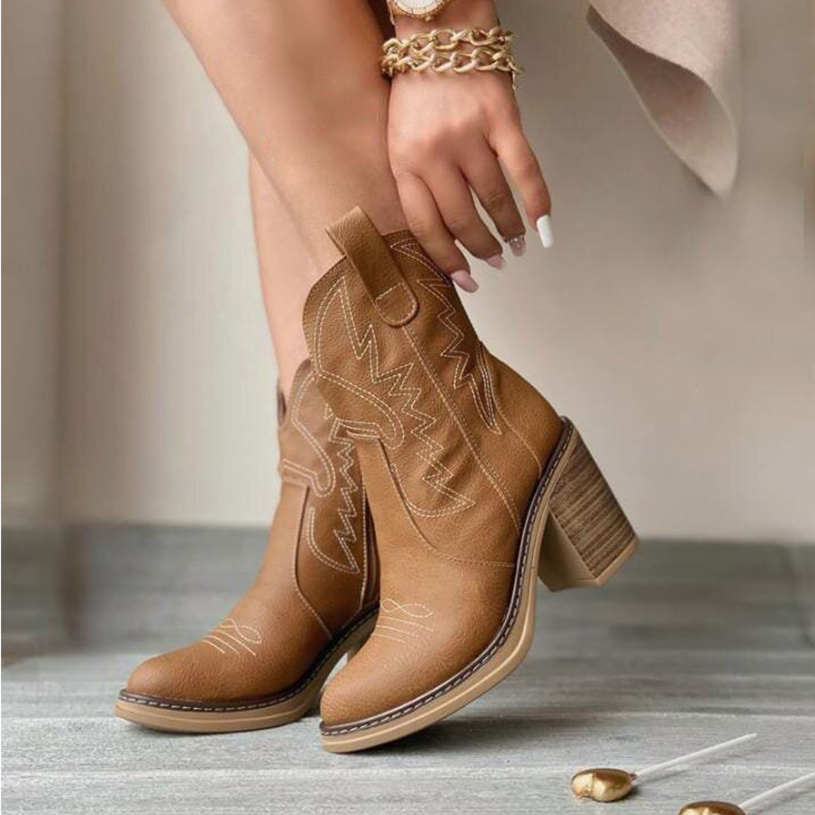 BOTIN MUJER BORDADO TACO 7 2086L-75 OOLOR MARRON - 2