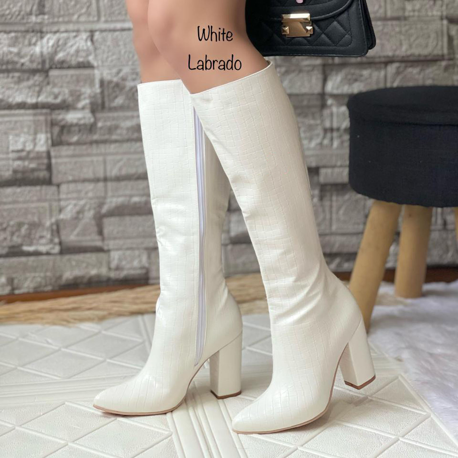BOTA MUJER LABRADO TACO #9 1299-95 COLOR BLANCO - 2