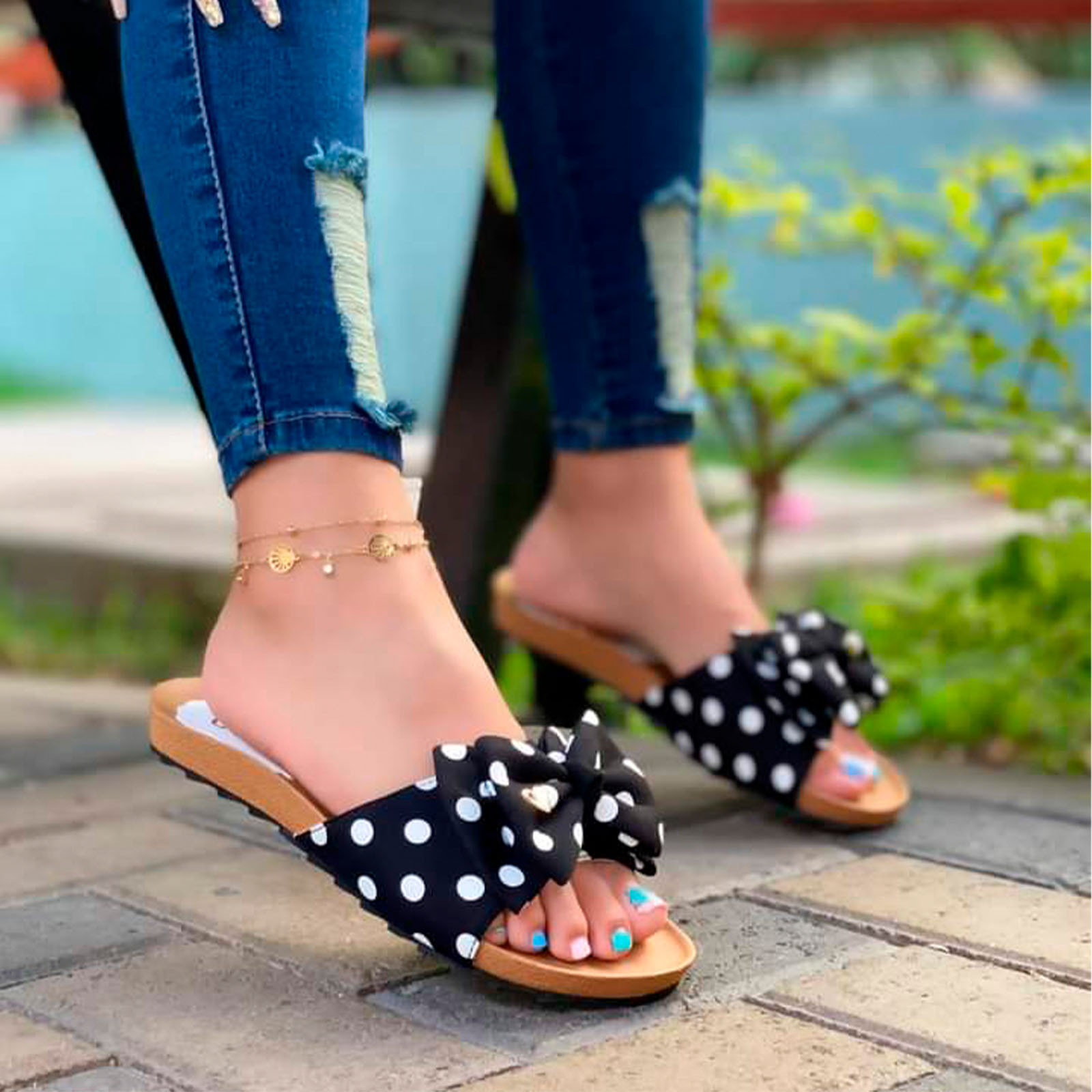 SANDALIA MUJER LAZO PUNTOS 2086L-35 COLOR NEGRO - 2