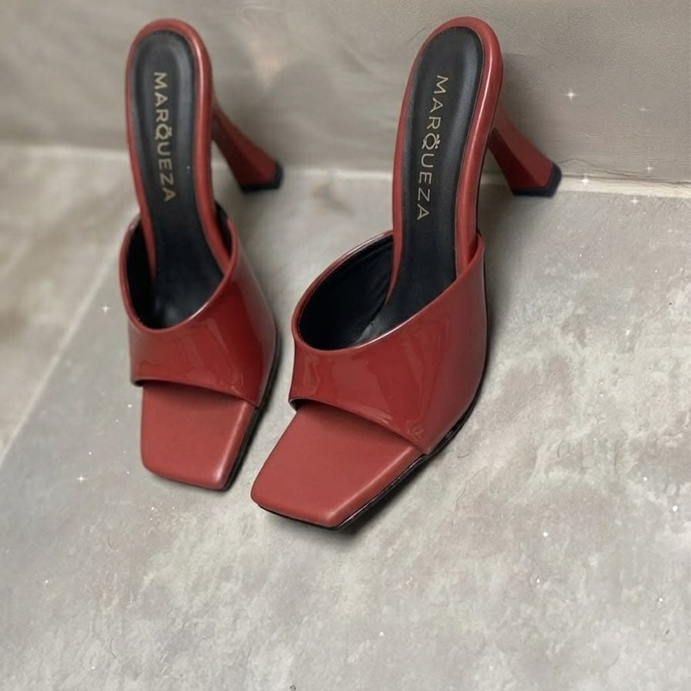 ZUECO MUJER REYNA ELEGANTE 2086-58 TACO 7 CHAROL COLOR ROJO - 3