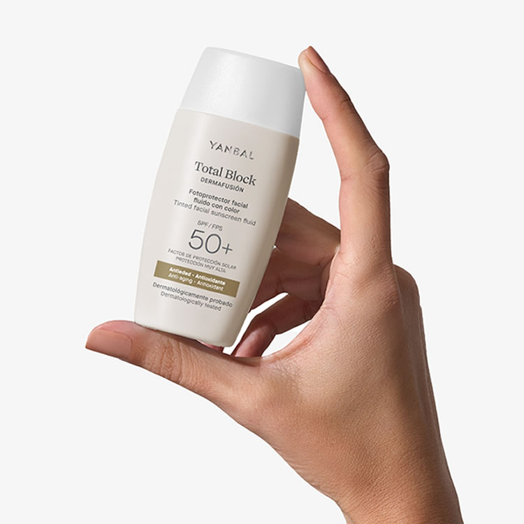 FOTOPROTECTOR FACIAL FLUIDO CON COLOR TOTALBLOCK DERMA SPF 50+ - 2