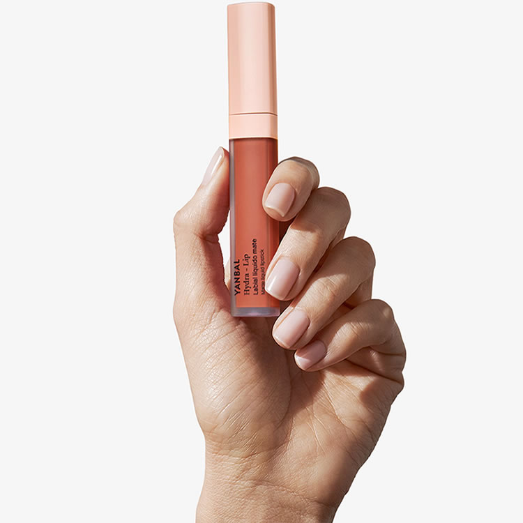 HYDRA-LIP LABIAL LÍQUIDO MATE ICONIC 67 - 2