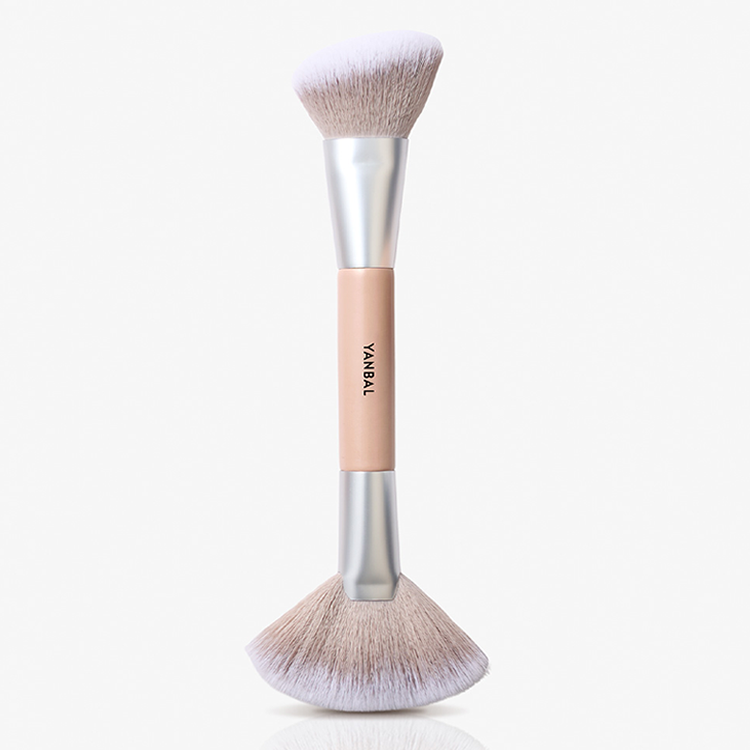 BROCHA DUAL RUBOR E ILUMINADOR N 103 - 1