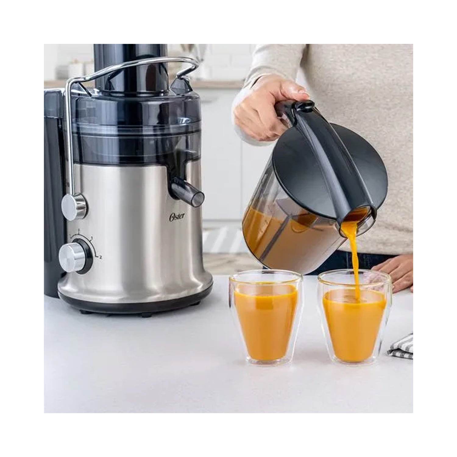 EXTRACTOR OSTER FPSTJE320S 600W JUGOS - 5