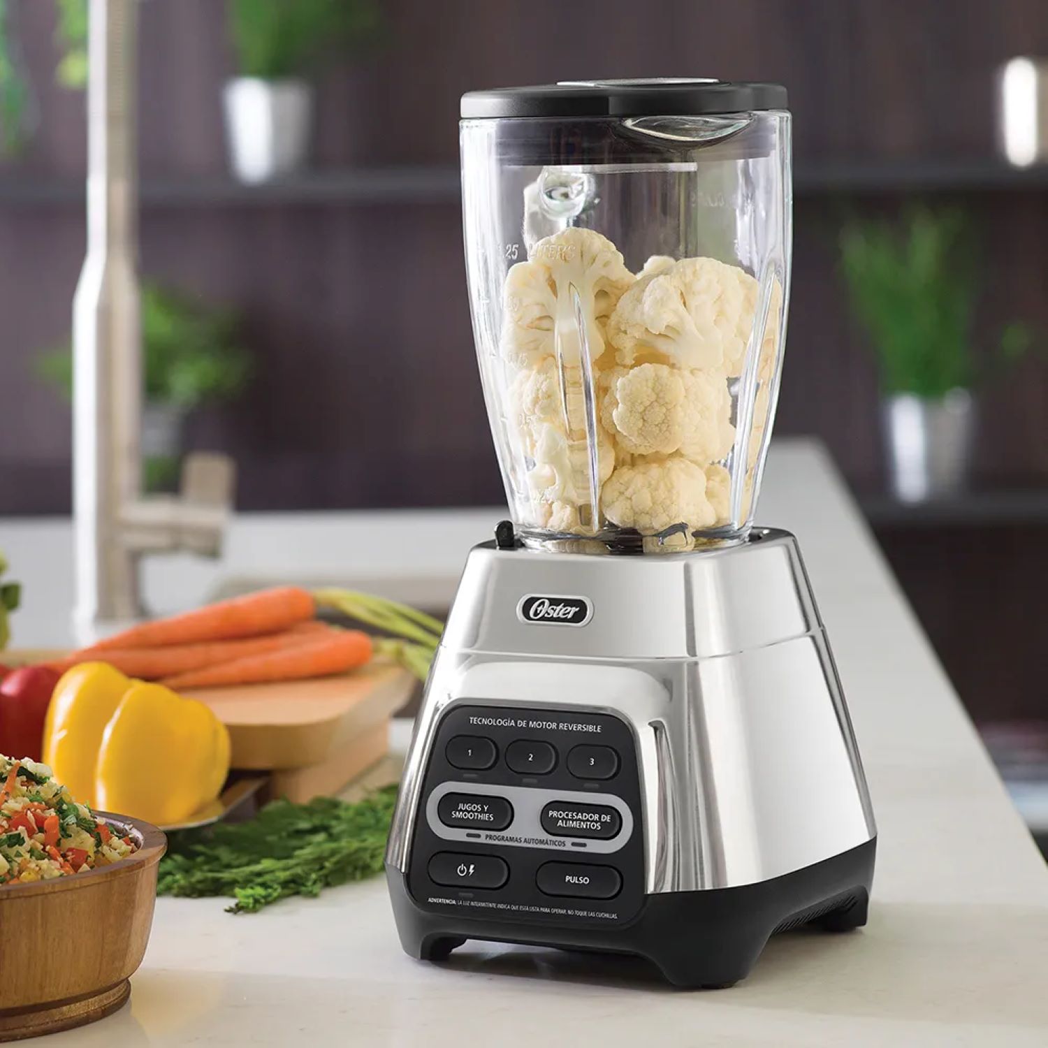 LICUADORA OSTER TECNOLOGÍA REVERSIBLE Y VASO BLEND-N-GO BLSTPYG1311-NBG - 4