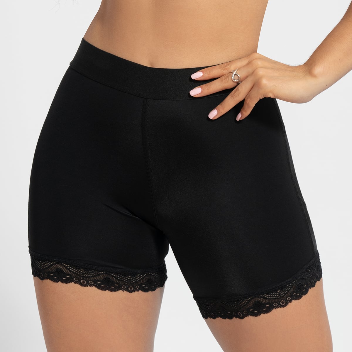 SHORT FAJA LEVANTA COLA GLÚTEOS NEGRO - 3