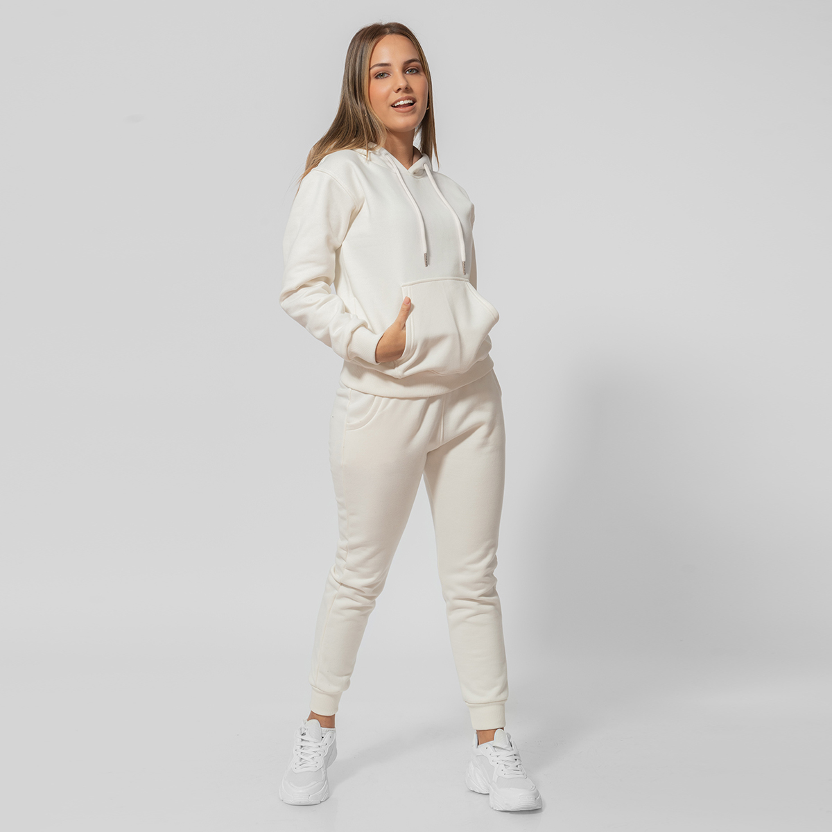CONJUNTO BUZO JOGGER Y POLERA CREMA PARA MUJER - 8