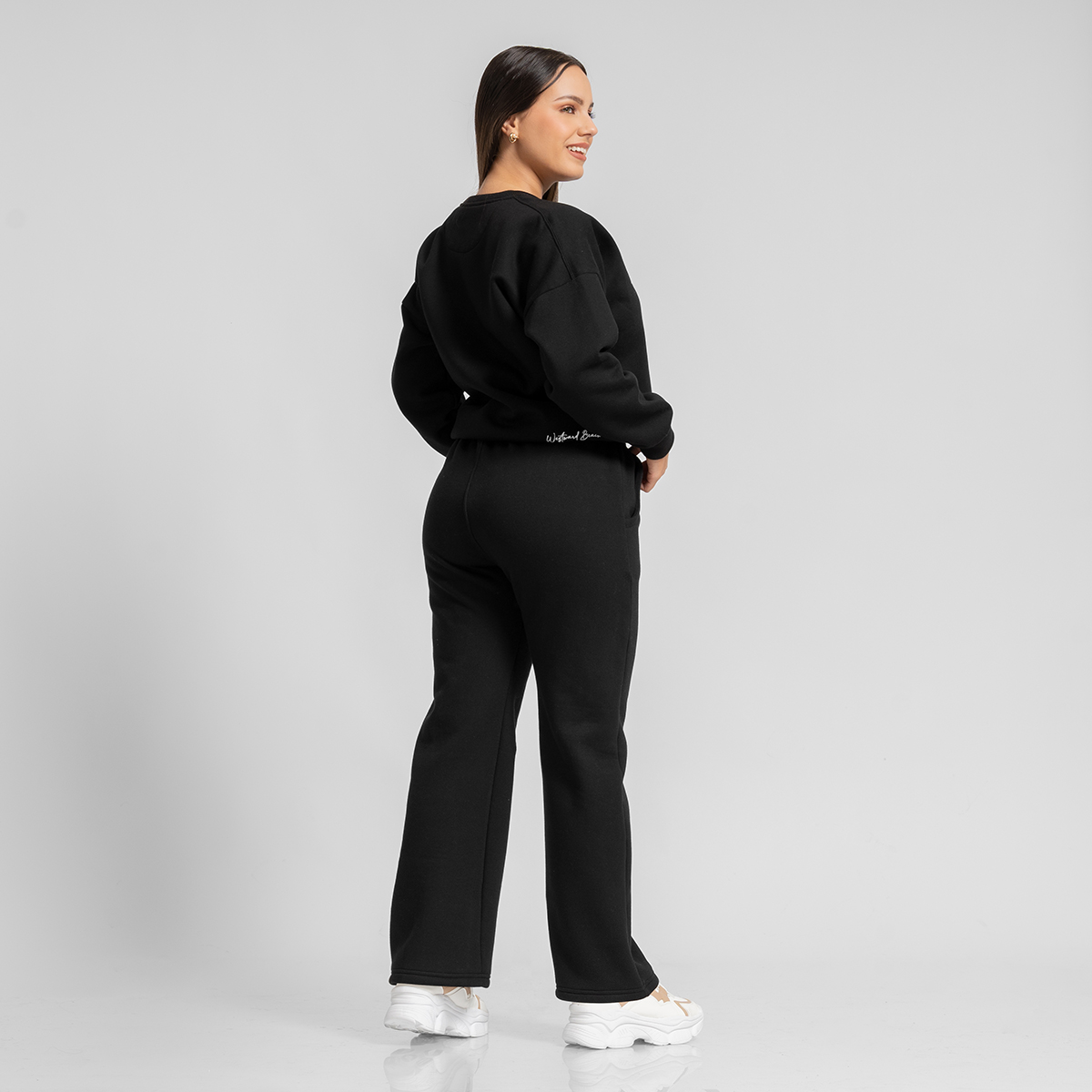 CONJUNTO BUZO POLERA Y PANTALÓN JOGGER PALAZZO NEGRO PARA MUJER - 2