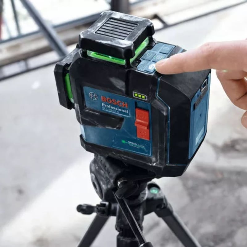 NIVEL LASER DE LINEA VERDE 3 PRISMAS 360° 30/50M 1.0KG GLL80-33G - BOSCH - 1