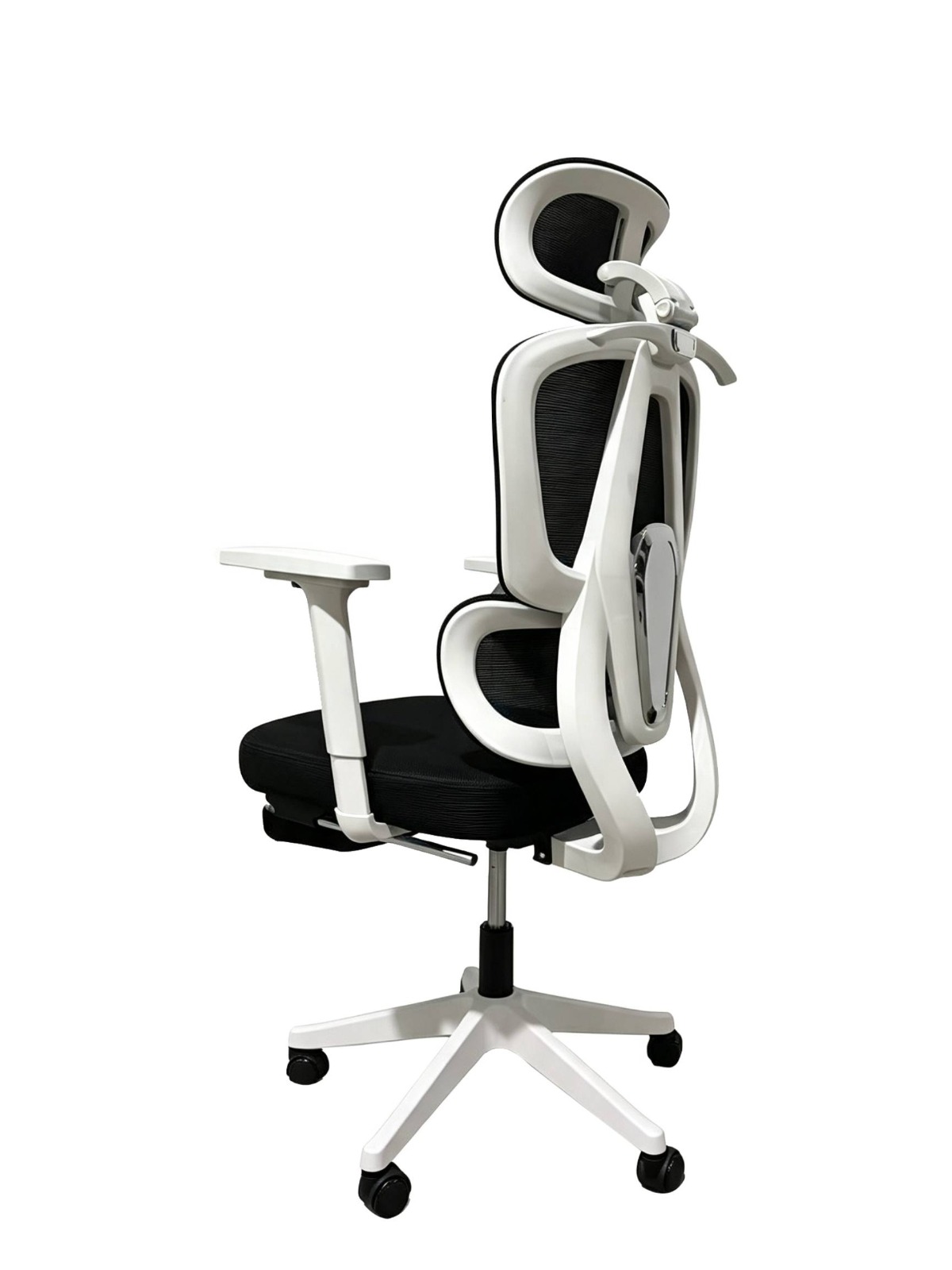SILLA DE OFICINA INIUS BORK ERGONÓMICA RECLINABLE 135° CON REPOSABRAZOS 3D Y REPOSAPIÉS NEGRO - 7