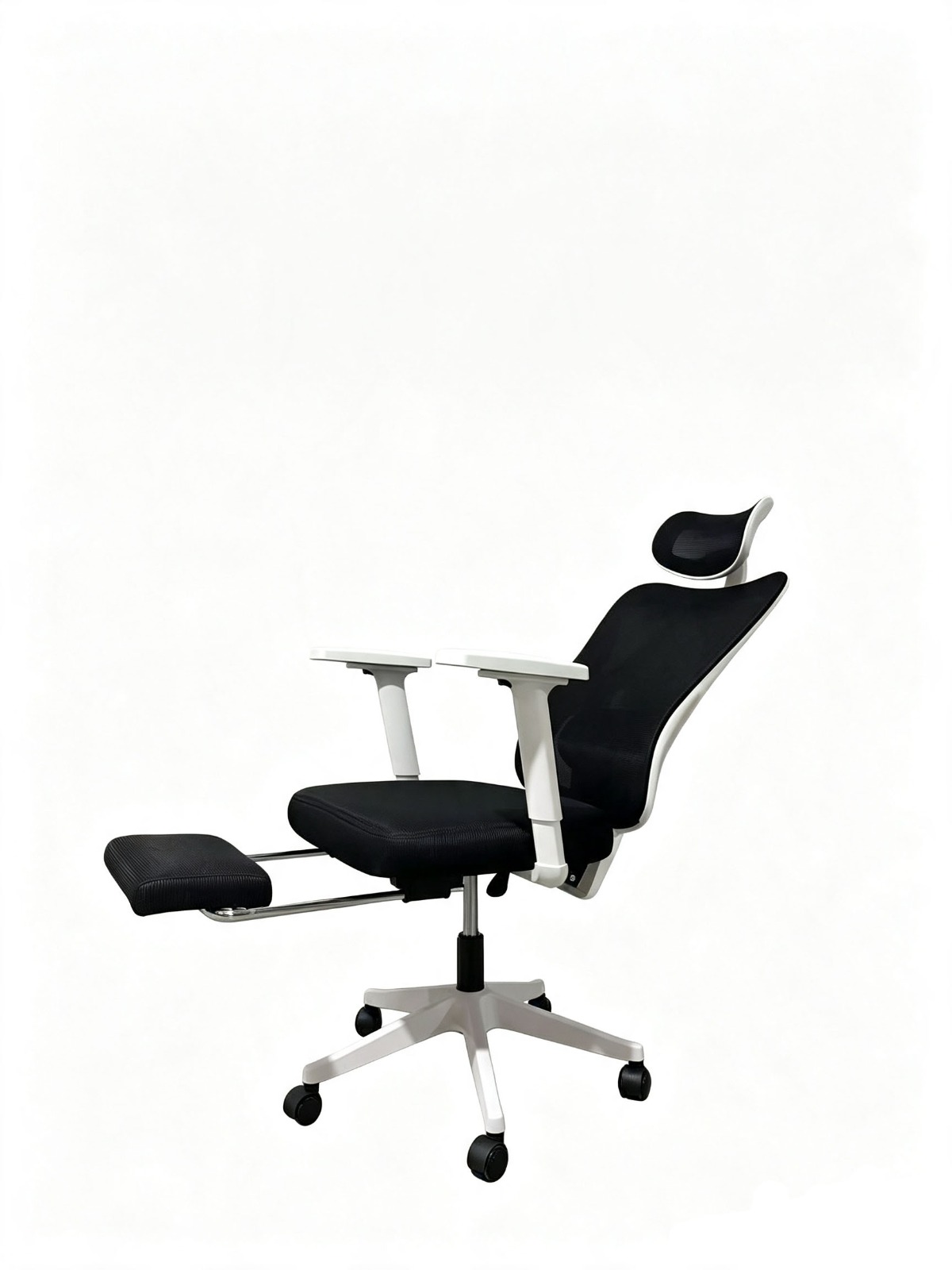 SILLA DE OFICINA INIUS ARI ERGONÓMICA RECLINABLE 135° CON REPOSAPIÉS Y MALLA ZYNCRO NEGRO - 8