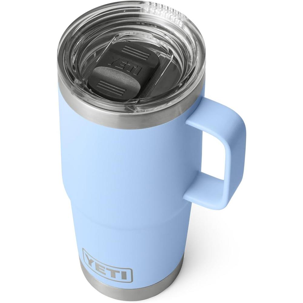 YETI RAMBLER VASO DE 20 OZ DE ACERO INOXIDABLE Y TAPA STRONGHOLD | CELESTE - 1