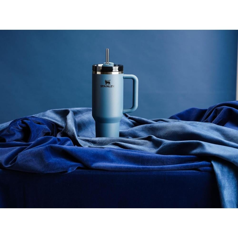 STANLEY QUENCHER H2.0 TUMBLER CON ASA Y PAJILLA 40 OZ | BLUE (SPRUCE) - 6