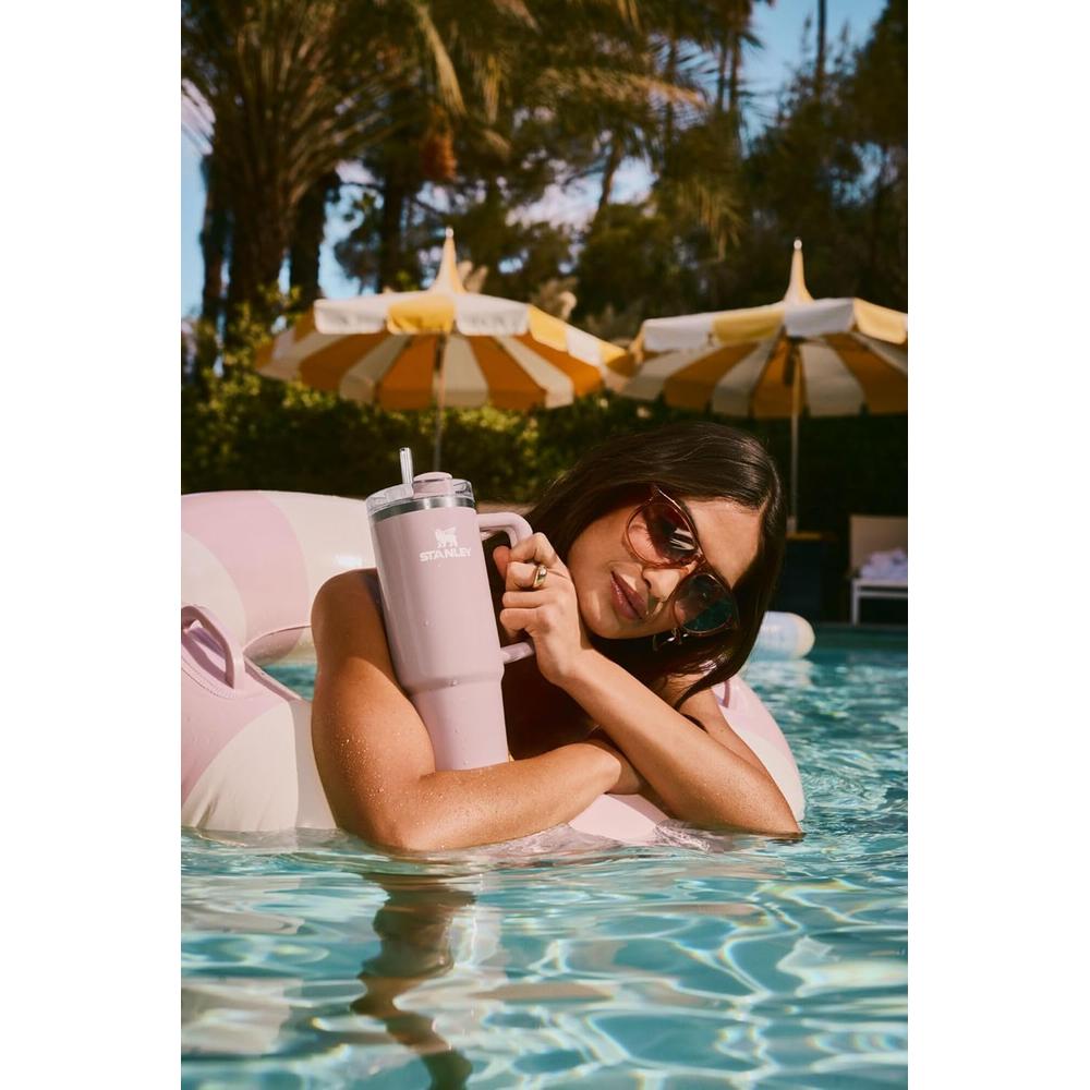 STANLEY QUENCHER H2.0 TUMBLER CON ASA Y PAJILLA 30 OZ | OASIS PEACH WHIP GLOSS - 4