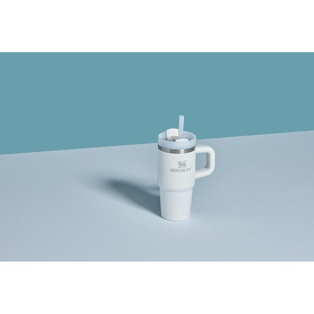 STANLEY QUENCHER H2.0 TUMBLER CON ASA Y PAJILLA 20 OZ | FROST - 5
