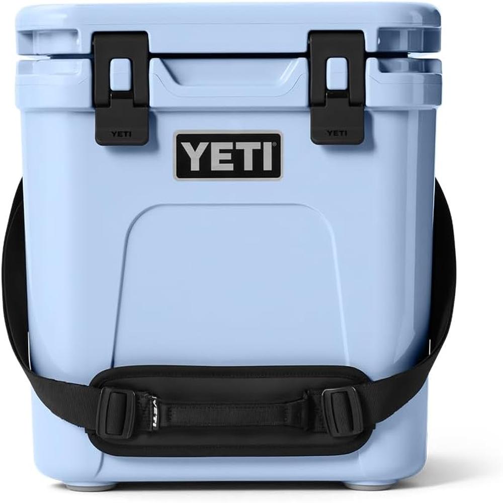 YETI ROADIE 24 2.0 COOLER DURO CON CORREA DE HOMBRO | CELESTE - 1