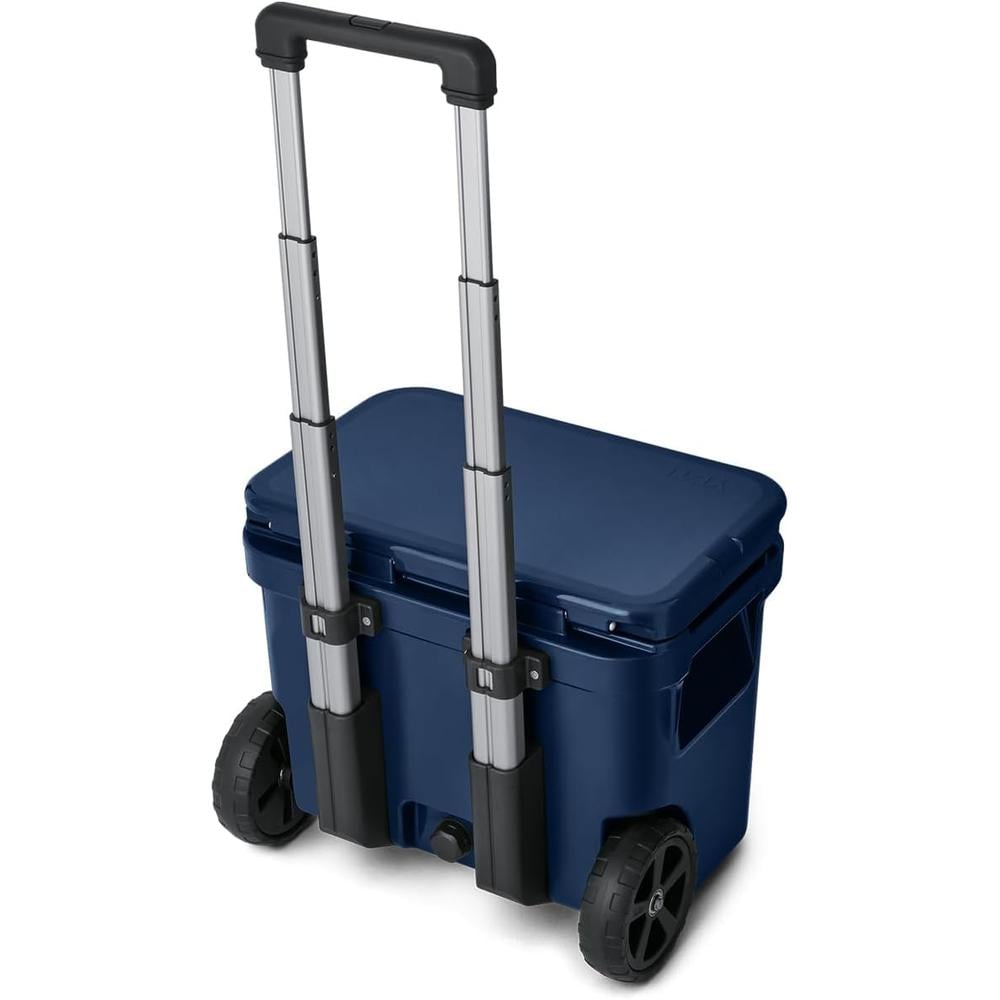 YETI ROADIE 32 COOLER CON RUEDAS Y MANGO RETRÁCTIL | AZUL MARINO - 5