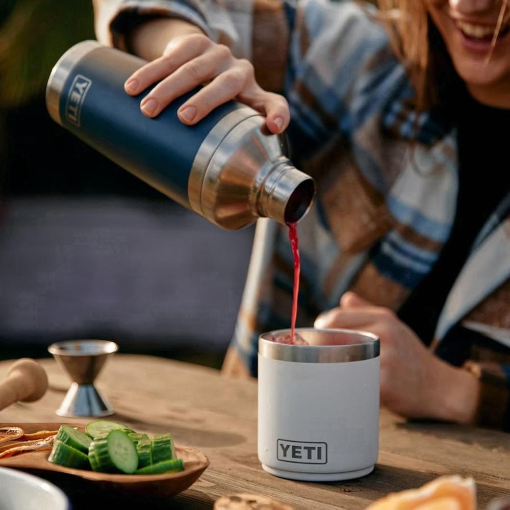 YETI RAMBLER COCTELERA DE 20 OZ | ROSA BEBÉ - 6