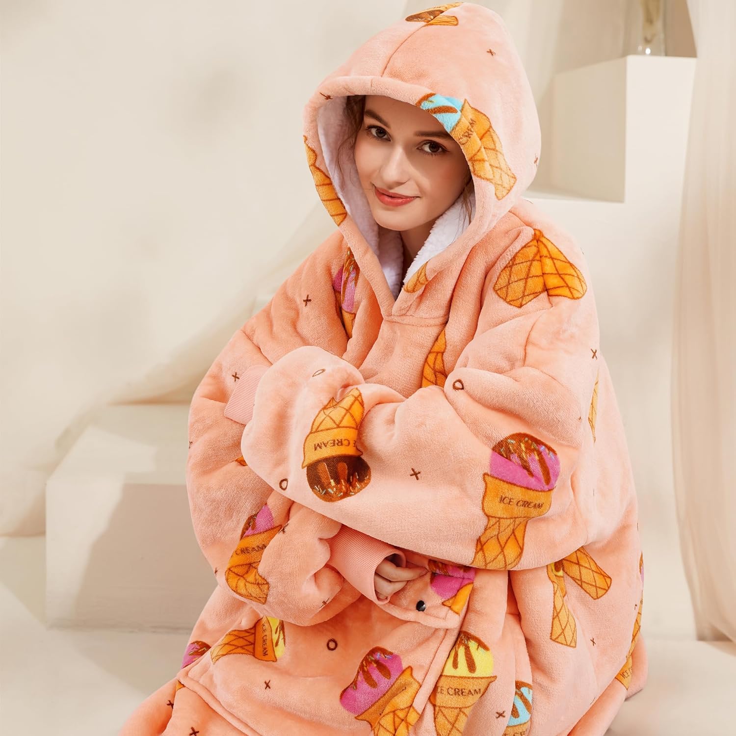 BATA CON CAPUCHA POLAR SHERPA DE GRAN TAMAÑO PARA LLEVAR PUESTA-DISEÑO - 4