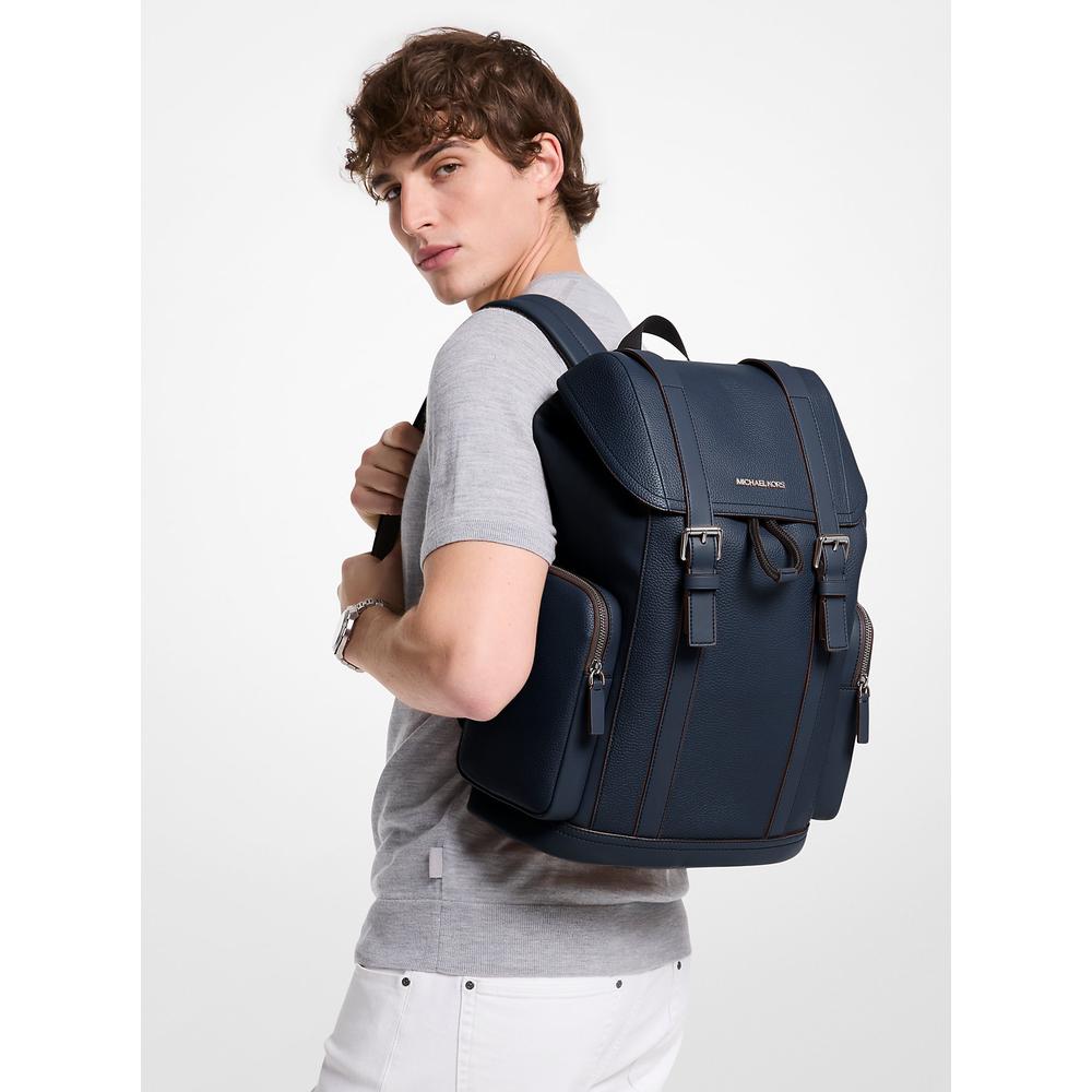 MICHAEL KORS MOCHILA DE CUERO GRANULADO COOPER | AZUL MARINO - 4