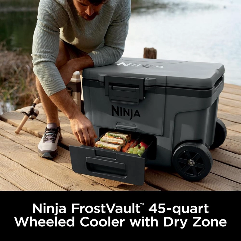 NINJA NEVERA PORTÁTIL FROSTVAULT FB245CG, CON RUEDAS Y CAJÓN SECO, 45 QT / 42,6 L | GRIS - 2
