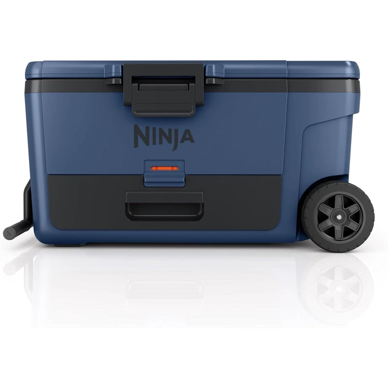 NINJA NEVERA PORTÁTIL FROSTVAULT FB265BL, CON RUEDAS Y CAJÓN SECO, 65 QT / 61,5 L | LAKESHORE BLUE - 1