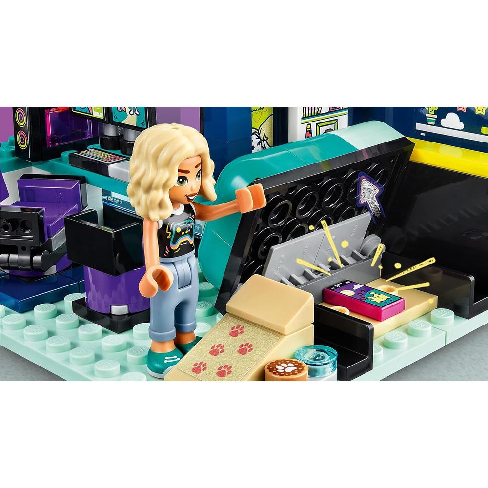 LEGO FRIENDS HABITACIÓN DE NOVA SET DE VIDEOJUEGOS COLECCIONABLE CON MINI MUÑECA - 6