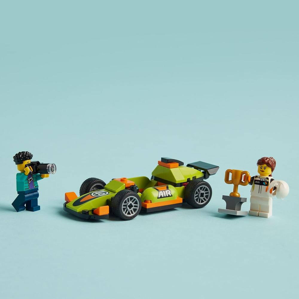 LEGO CITY COCHE DE CARRERAS VERDE CLÁSICO, JUGUETE CON MINIFIGURAS 4+ - 4