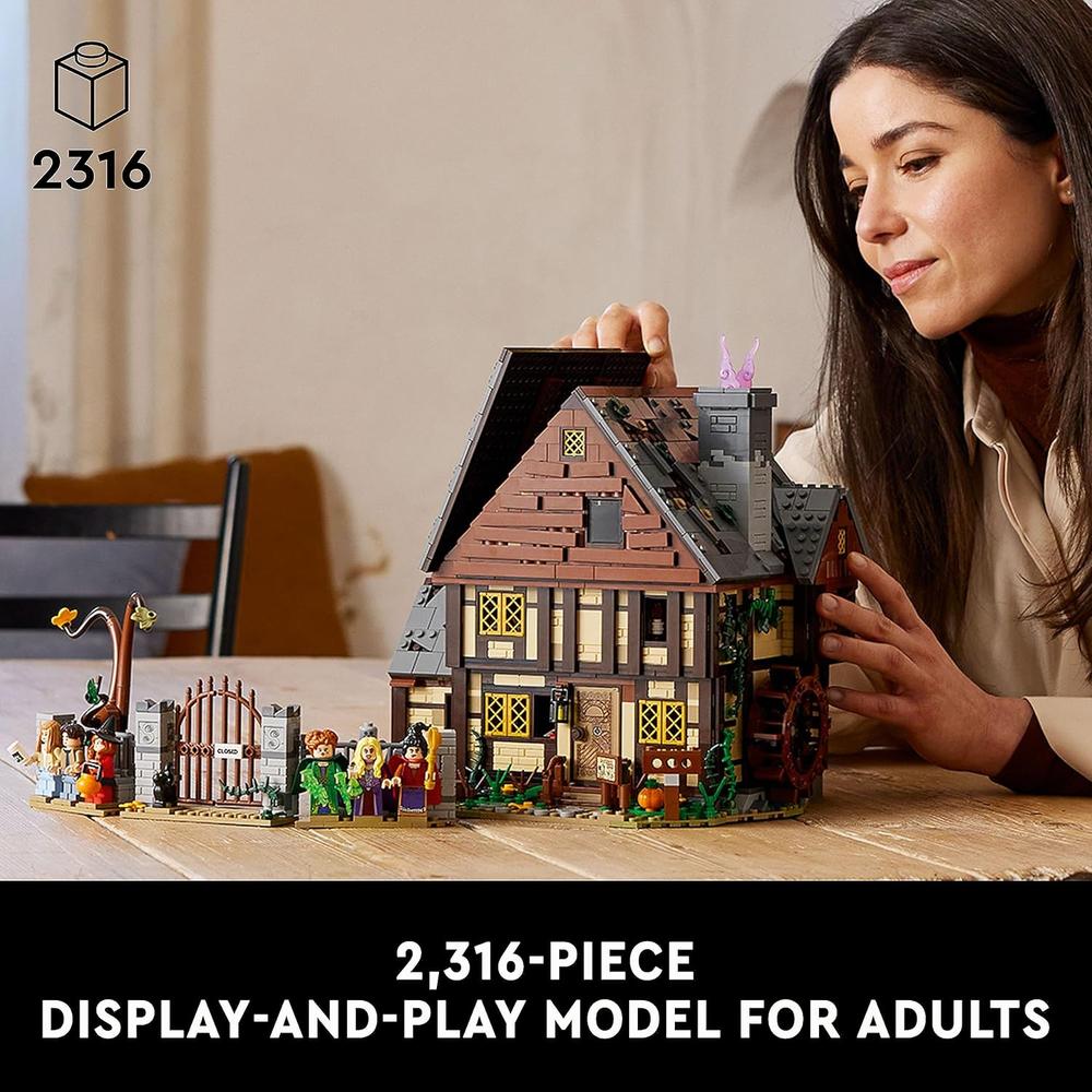 LEGO IDEAS HOCUS POCUS CABAÑA DE LAS HERMANAS SANDERSON PARA ADULTOS - 2
