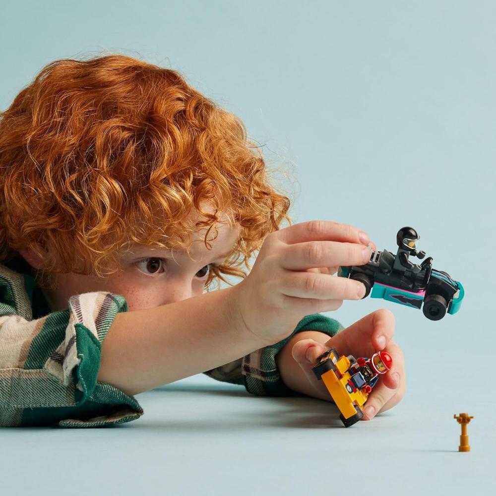 LEGO CITY KARTS Y PILOTOS DE CARRERAS, SET DE CONSTRUCCIÓN PARA NIÑOS - 2