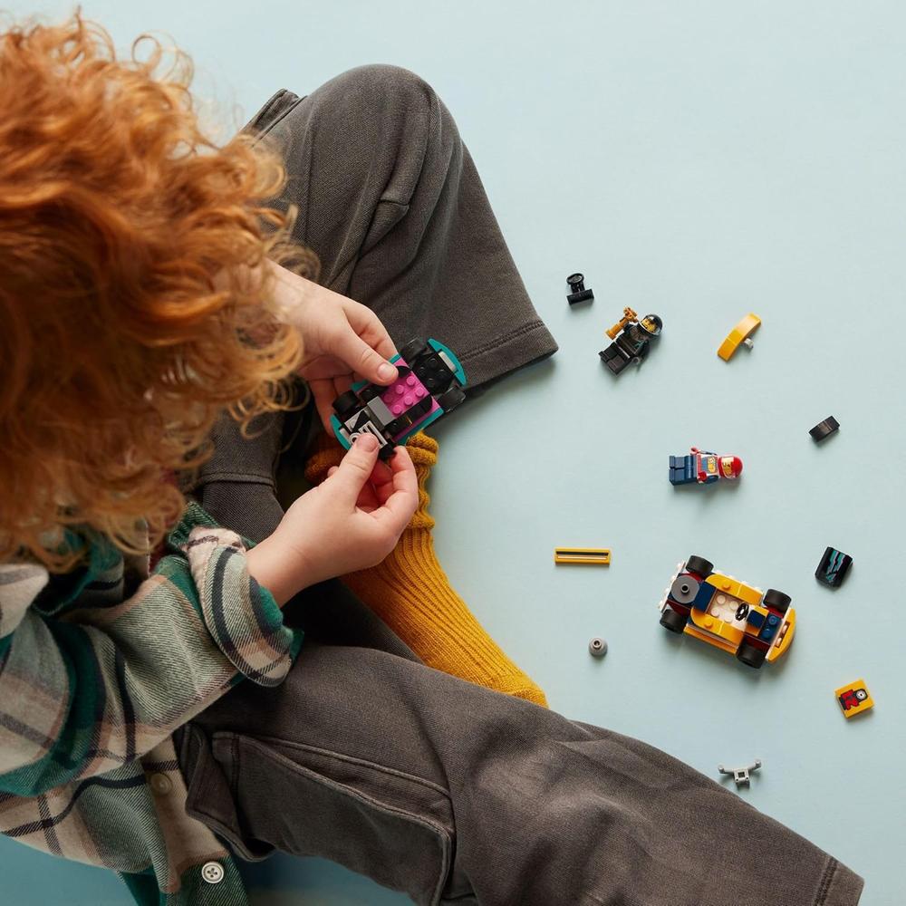 LEGO CITY KARTS Y PILOTOS DE CARRERAS, SET DE CONSTRUCCIÓN PARA NIÑOS - 3