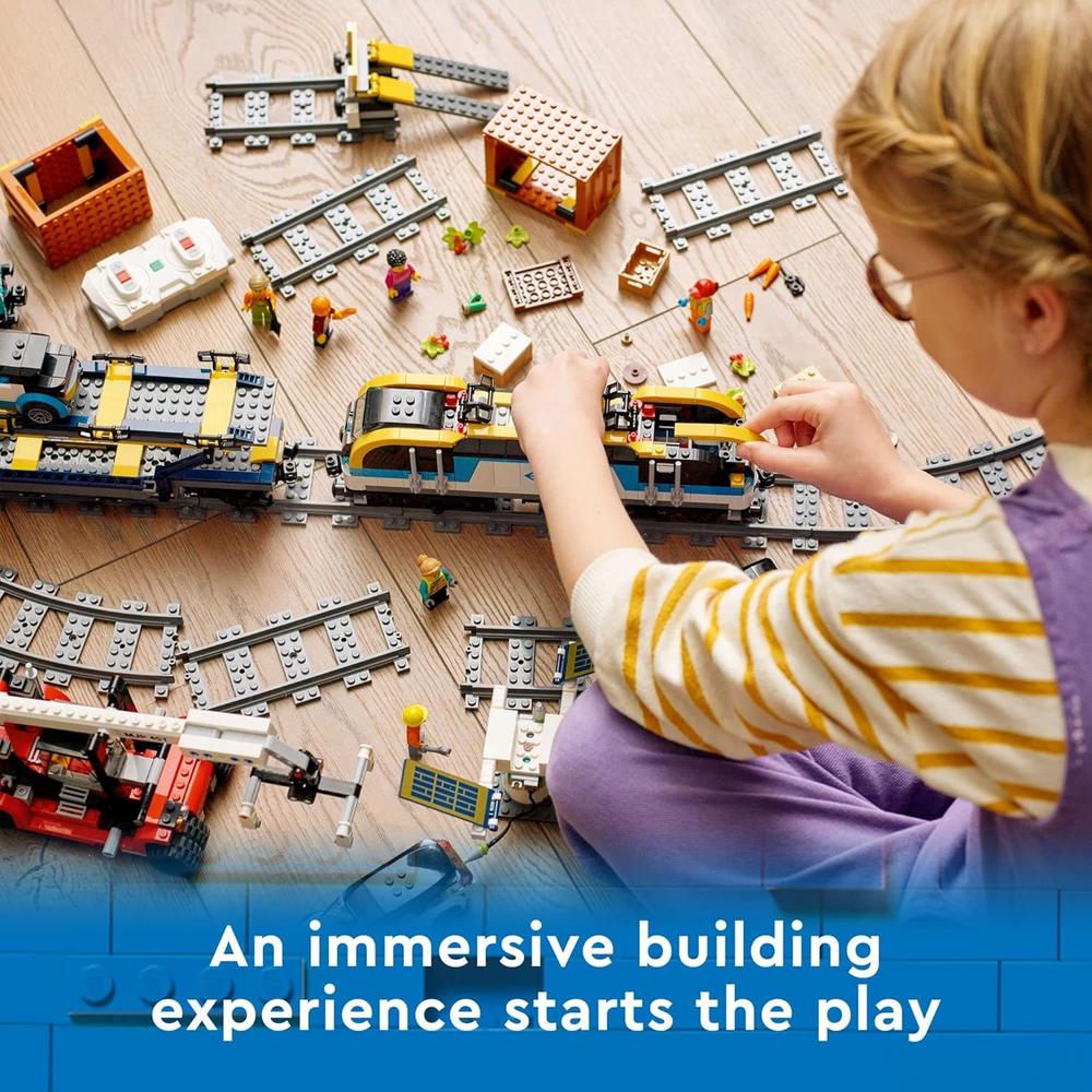 LEGO CITY TREN DE MERCANCÍAS JUGUETE CON CONTROL REMOTO Y 2 VAGONES ELÉCTRICOS - 5