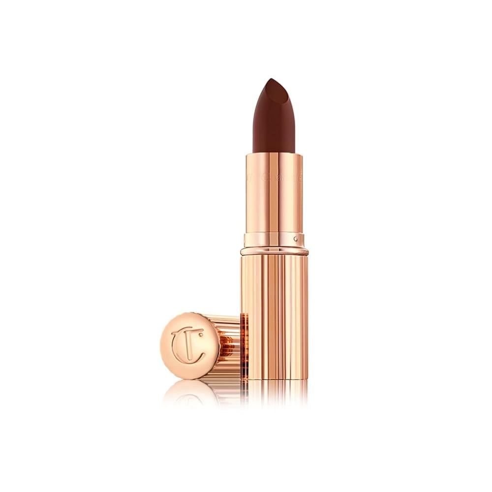 CHARLOTTE TILBURY K.I.S.S.I.N.G LÁPIZ LABIAL | CARMESÍ NOCTURNO - ROJO CIRUELA - 1