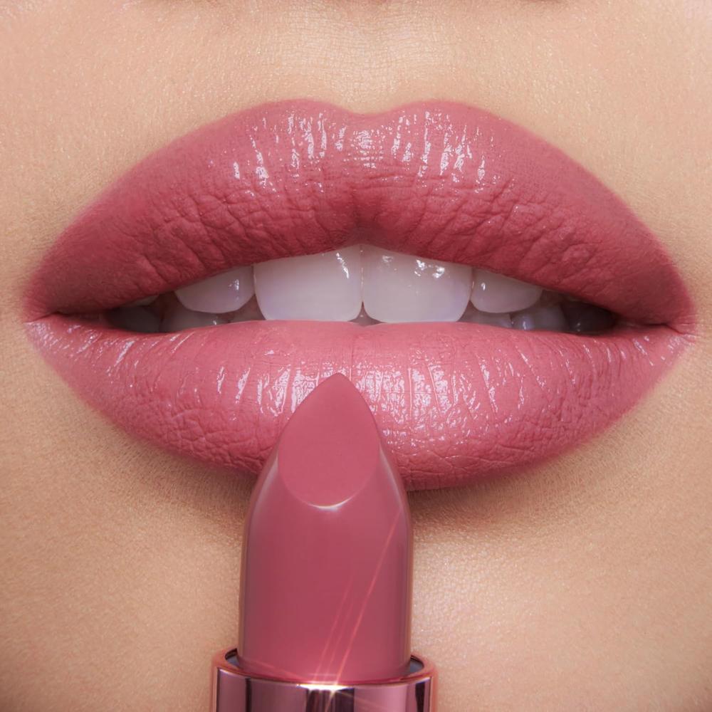 CHARLOTTE TILBURY K.I.S.S.I.N.G LÁPIZ LABIAL | ROSE TO FAME - ROSA MALVA SUAVE - 3