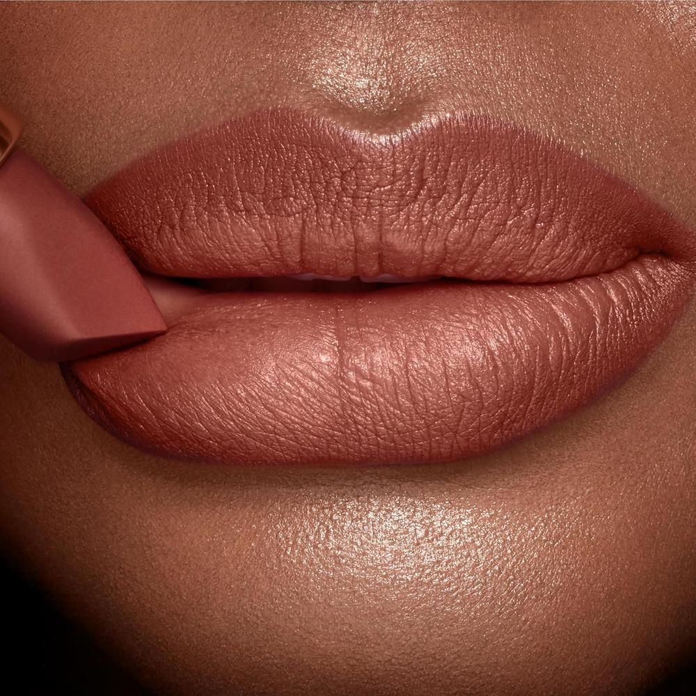 CHARLOTTE TILBURY REVOLUTION LÁPIZ LABIAL MATE | SUPER FABULOSO - MARRÓN ROSADO INTENSO - 5