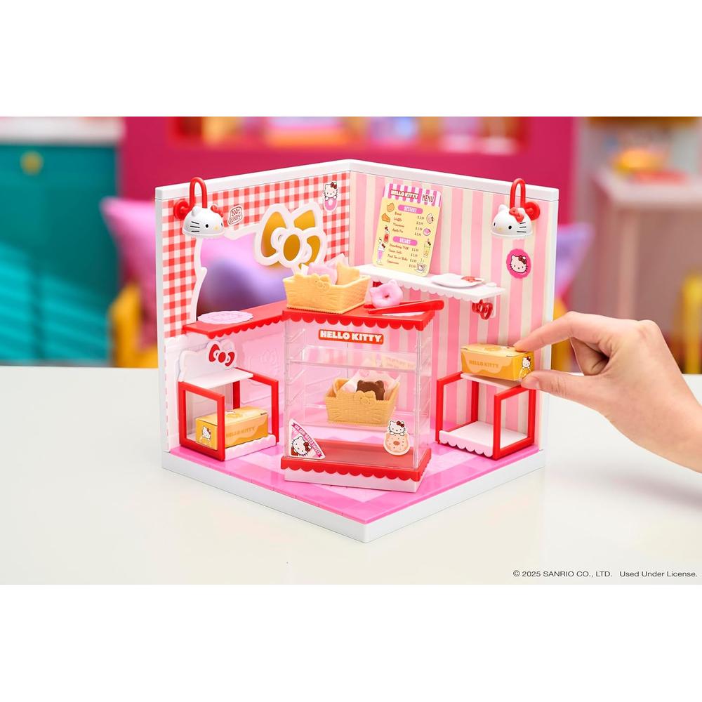 MGA MINIVERSE ESPACIOS HELLO KITTY SET - 4