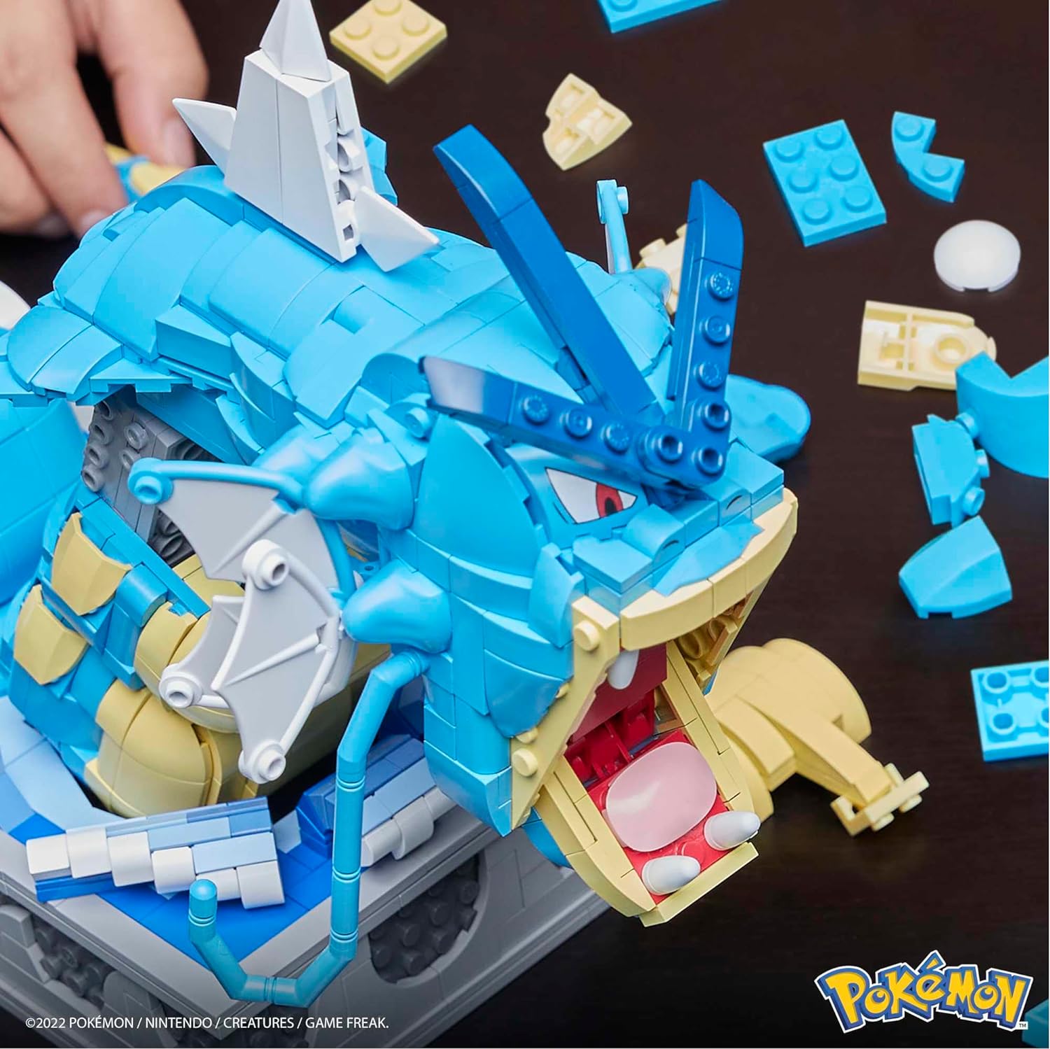 MEGA POKÉMON JUGUETES DE CONSTRUCCIÓN PARA ADULTOS, MOTION GYARADOS CON 2186 PIEZAS, BOCA Y COLA MÓVILES - 3