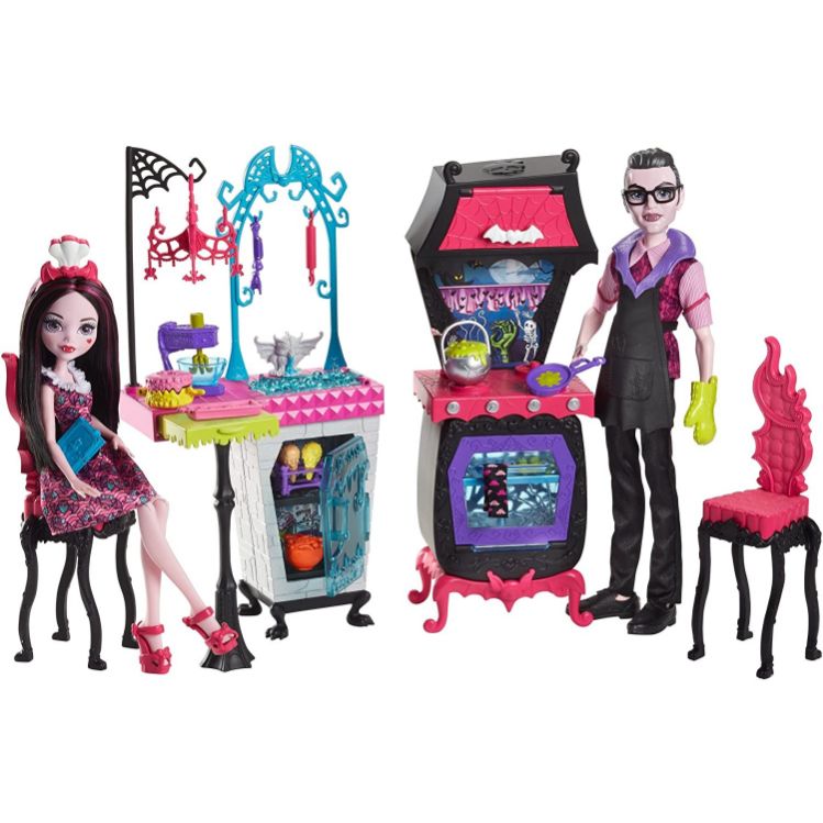MONSTER HIGH MONSTER FAMILY VAMPIRE - 1