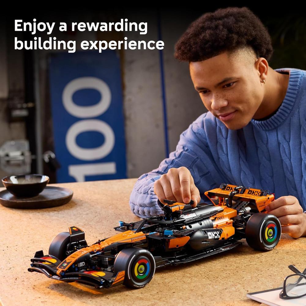 LEGO TECHNIC MCLAREN MCL39 42228 - 4