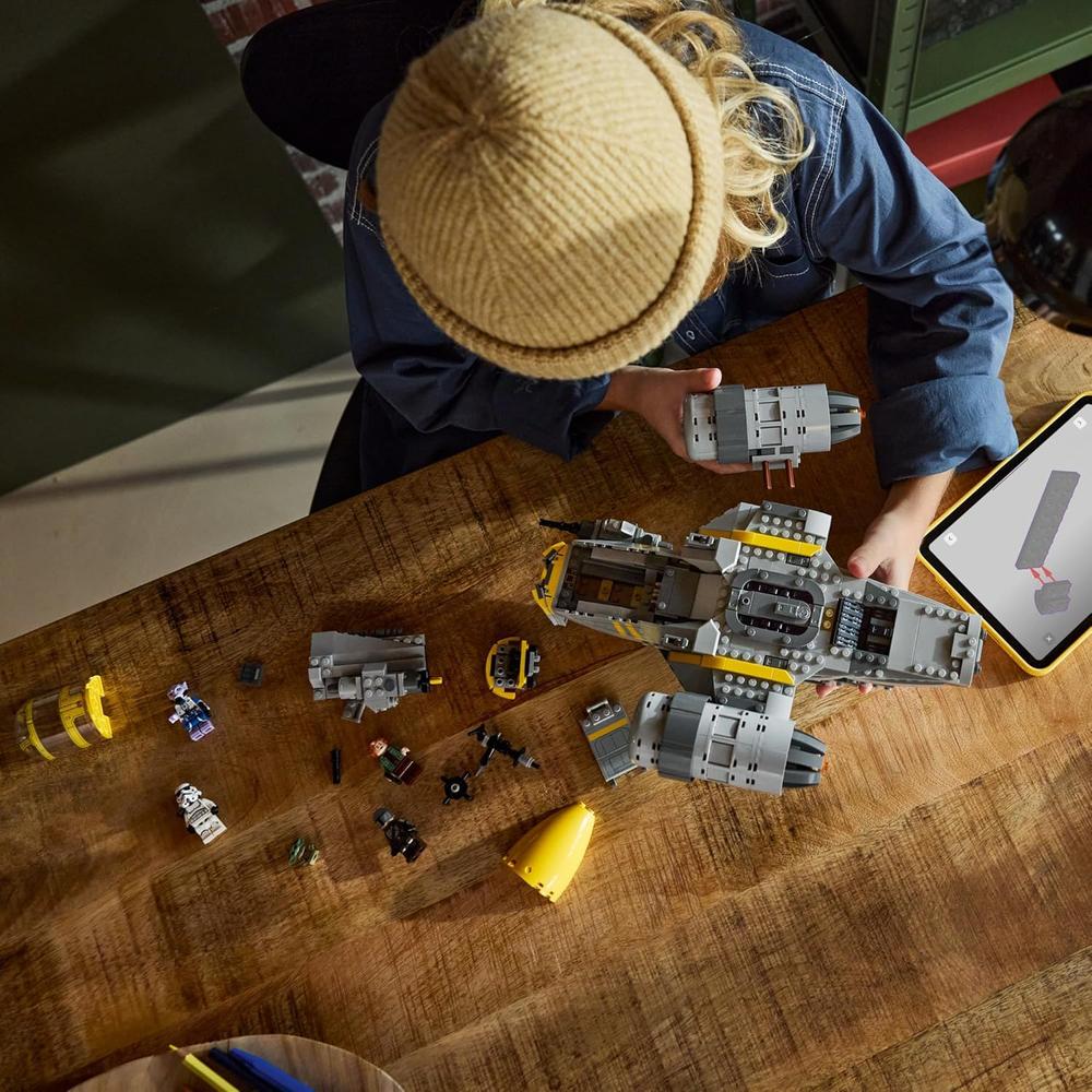 LEGO STAR WARS EL MANDALORIANO Y GROGU ESCUDO DE LA NAVAJA 75447 - 3