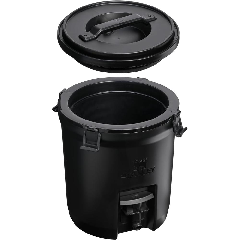 GALONERA STANLEY ADVENTURE 2 GAL / 7,57 L - 2