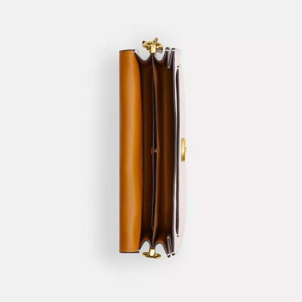 BOLSO COACH TABBY 26 | BRASS/ WHITE - 5