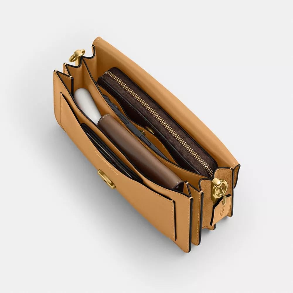 BOLSO COACH TABBY 26 | BRASS/ BISCUIT - 4
