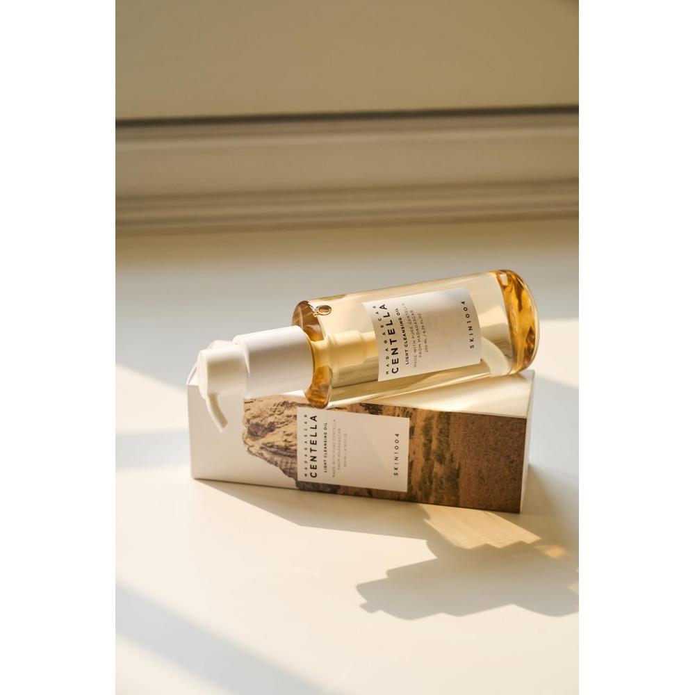 ACEITE LIMPIADOR FACIAL CENTELLA MADAGASCAR LIGHT SKIN1004 | 6.76 OZ / 200 ML - 4