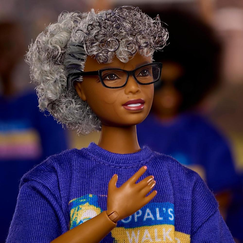 BARBIE INSPIRADORAS OPAL LEE MUÑECA - 3