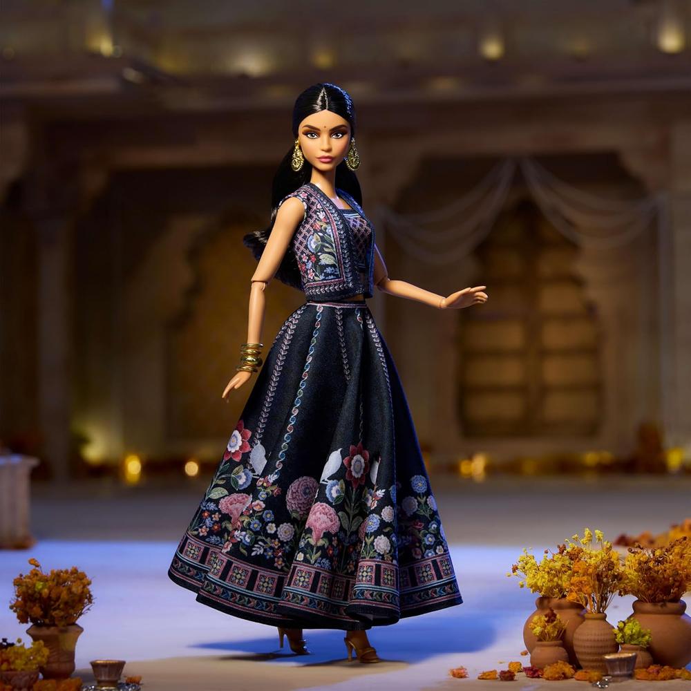 BARBIE DIWALI ANITA DONGRE MUÑECA COLECCIÓN FESTIVA - 3