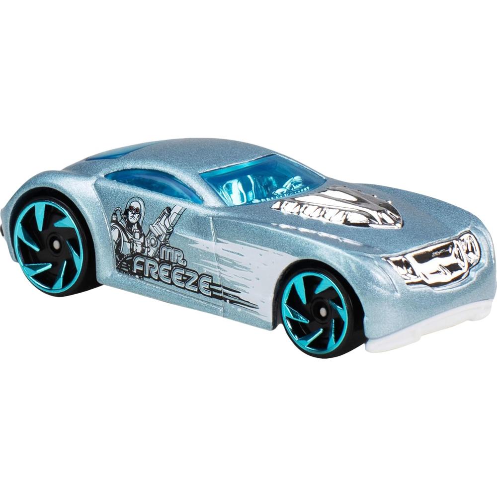 HOT WHEELS BATMAN BATMOBILE SET 5 PZS - 4