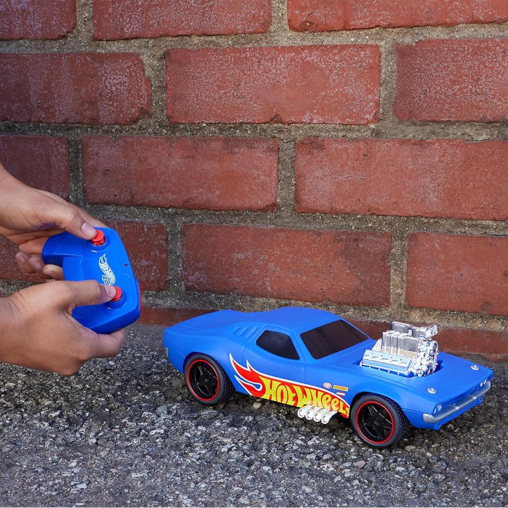 HOT WHEELS AUTO A CONTROL REMOTO RODGER DODGER 50 ANIVERSARIO - 2